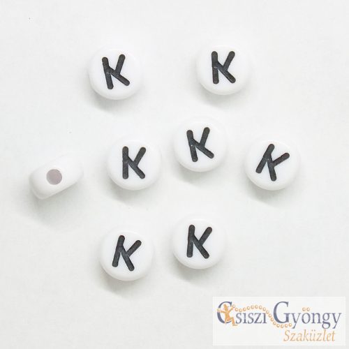 Betű gyöngy "K", fehér, kerek, 7 mm - 1 db