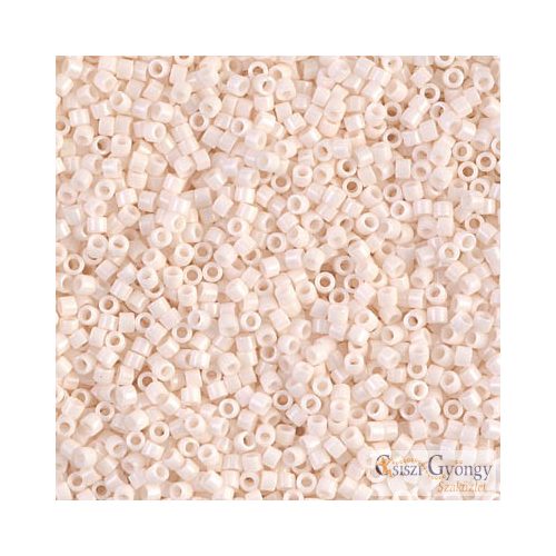 1490 - Opaque Bisque White - 5 g - 11/0 delica beads