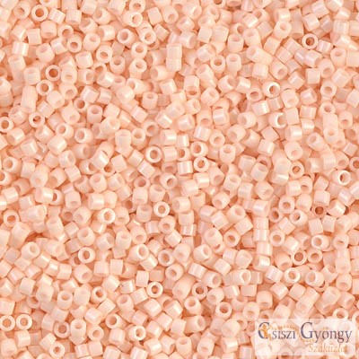 1492 - Opaque Pale Peach - 5 g - 11/0 delica beads