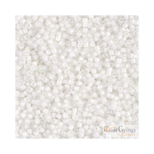 0066 - White Lined Crystal - 5 g - 11/0 Delica Beads