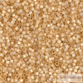   0621 - Silver Lined Dyed Milky Amber - 5 g - 11/0 Miyuki Delica