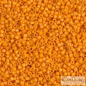   2104 - Duracoat Opaque Pumpkin - 5 g - 11/0 Miyuki Delica beads