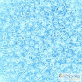 0239 - Luster Lined Crystal Aqua - 5 g - 11/0 Miyuki Delica