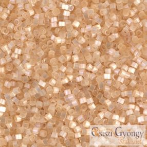   0674 - Lt. Topaz SILK SATIN - 5 g - 11/0 Miyuki Delica gyöngy