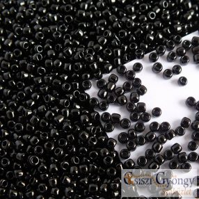 0049 - Opaque Jet - 10 g - 11/0 Toho japán kásagyöngy