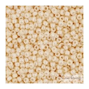   0123 - Opaque Luster Light Beige - 10 g - 11/0 Toho japán kásagyöngy