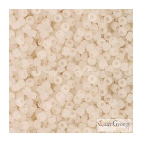   0147F - Ceylon Frosted Lt. Ivory - 10 g - 11/0 Toho japán kásagyöngy