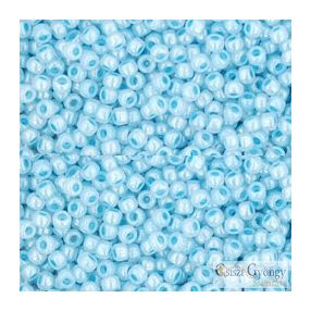 Opaque Luster Pale Blue - 10 g - 11/0 Toho Rocailles (124)