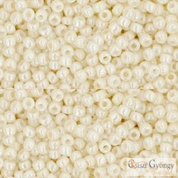 Opaque Luster Navajo White - 10 g - 11/0 Toho Rocailles (122)