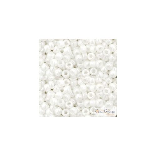 Opaque Luster. White - 10 g - 8/0 Toho rocailles (121)