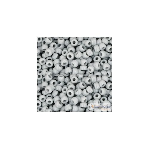 0053 - Opaque Gray - 10 g - 8/0 Toho Rocailles