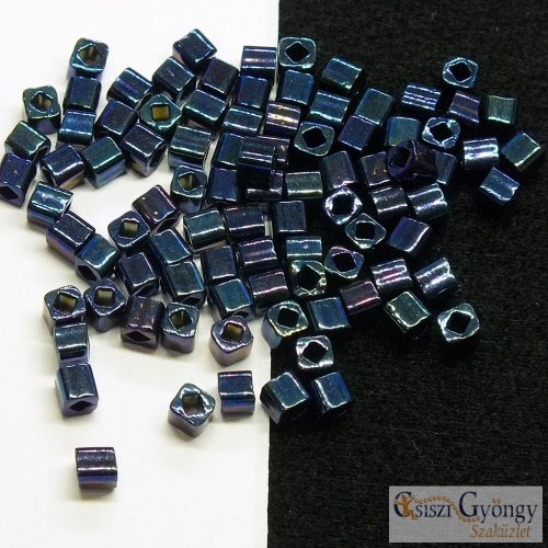 0082 - Metallic Nebula - 10 g - Toho Cube Beads 4 mm 