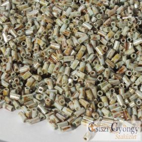   Y183 - Hybrid Ultra Luster Opaque Green - 10 g - Toho 3 mm szalmagyöngy