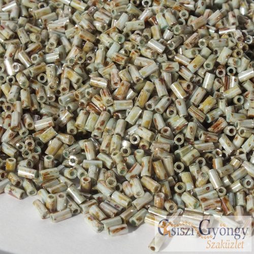 Y183 - Hybrid Ultra Luster Opaque Green - 10 g - Toho 3 mm szalmagyöngy