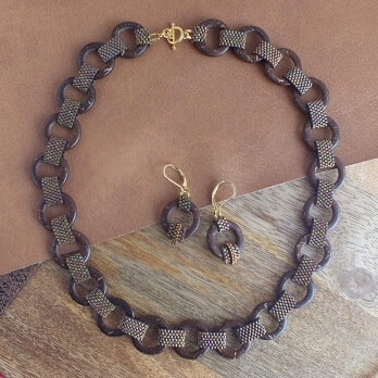 Ingyenes Minta: Peyote és karikák